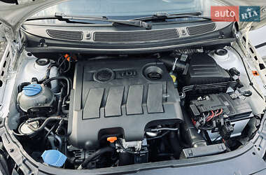 Хетчбек Skoda Fabia 2010 в 