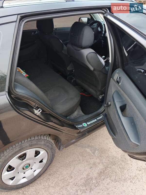 Хетчбек Skoda Fabia 2005 в Вороновиці