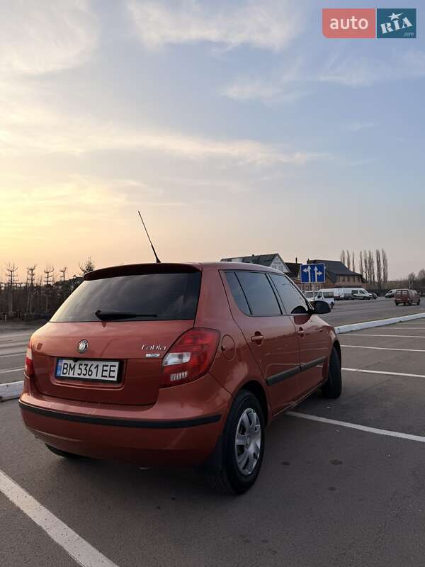 Хетчбек Skoda Fabia 2007 в Луцьку