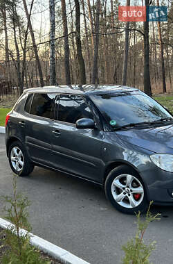 Хэтчбек Skoda Fabia 2008 в 