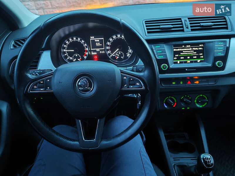Хэтчбек Skoda Fabia 2015 в Подольске