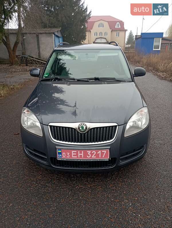 Універсал Skoda Fabia 2008 в Корсунь-Шевченківському