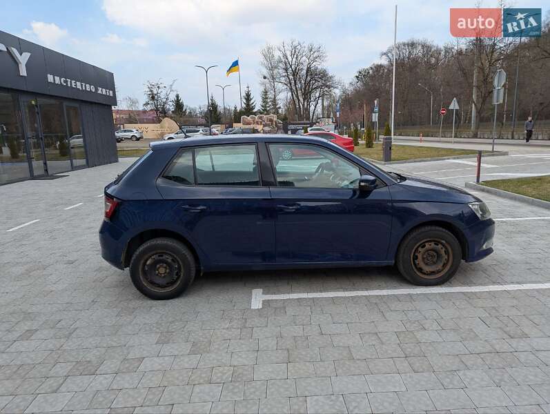 Хетчбек Skoda Fabia 2016 в Львові фото 7 Хетчбек Skoda Fabia 2016 в Львові