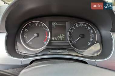 Хэтчбек Skoda Fabia 2016 в 