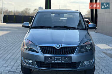 Хэтчбек Skoda Fabia 2013 в 