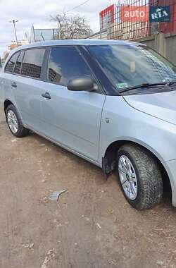 Универсал Skoda Fabia 2012 в 