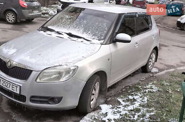 Хэтчбек Skoda Fabia 2008 в 