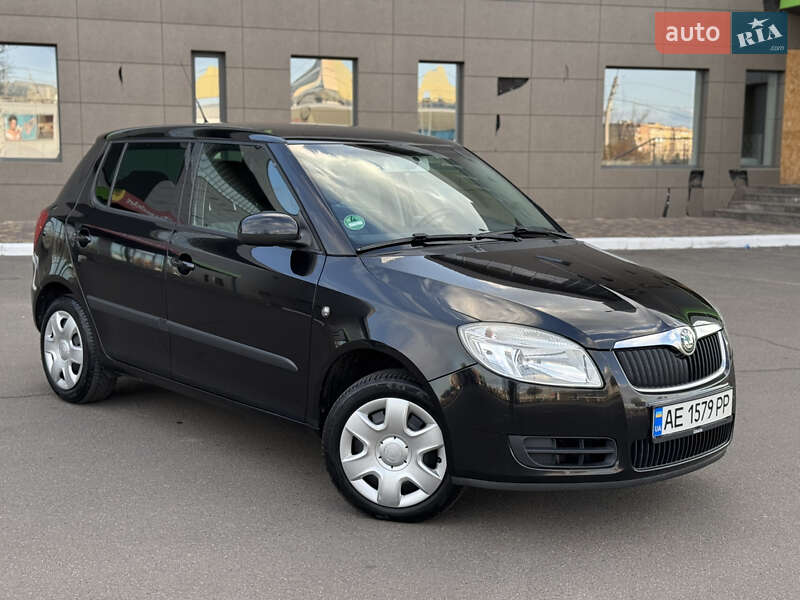 Хэтчбек Skoda Fabia 2008 в Кривом Роге