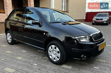 Хэтчбек Skoda Fabia 2006 в 