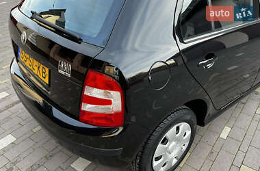 Хэтчбек Skoda Fabia 2006 в 