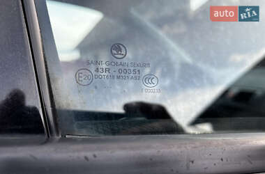 Хэтчбек Skoda Fabia 2006 в 