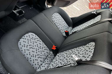 Хэтчбек Skoda Fabia 2006 в 