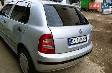 Седан Skoda Fabia 2003 в 