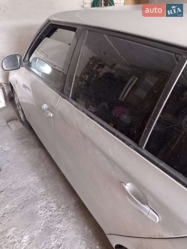 Универсал Skoda Fabia 2010 в Ярмолинцах