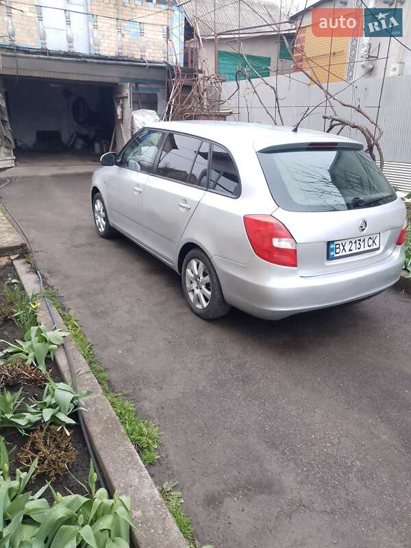 Универсал Skoda Fabia 2010 в Ярмолинцах