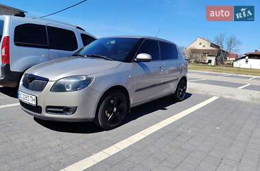 Хэтчбек Skoda Fabia 2007 в 