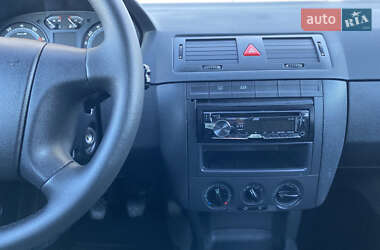 Хэтчбек Skoda Fabia 2008 в 