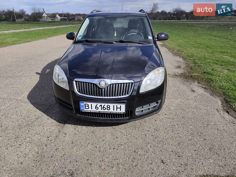 Универсал Skoda Fabia 2008 в Полтаве