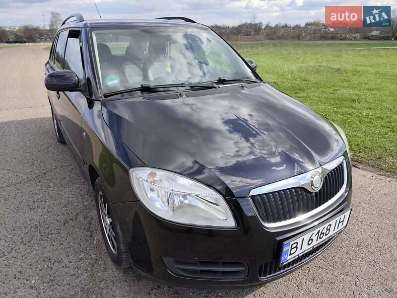 Универсал Skoda Fabia 2008 в Полтаве