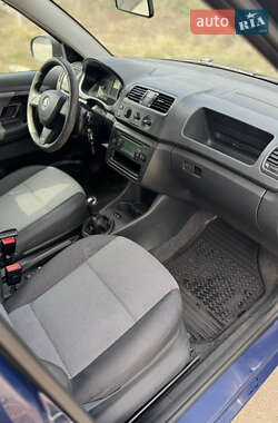 Хэтчбек Skoda Fabia 2014 в 