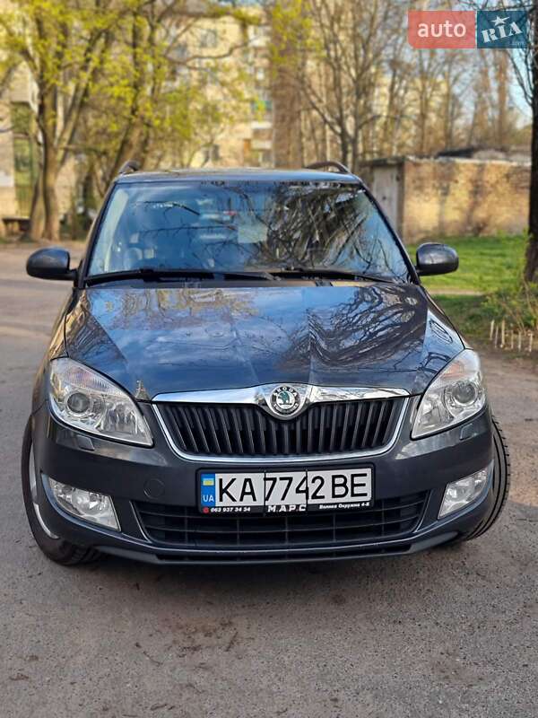 Универсал Skoda Fabia 2010 в 