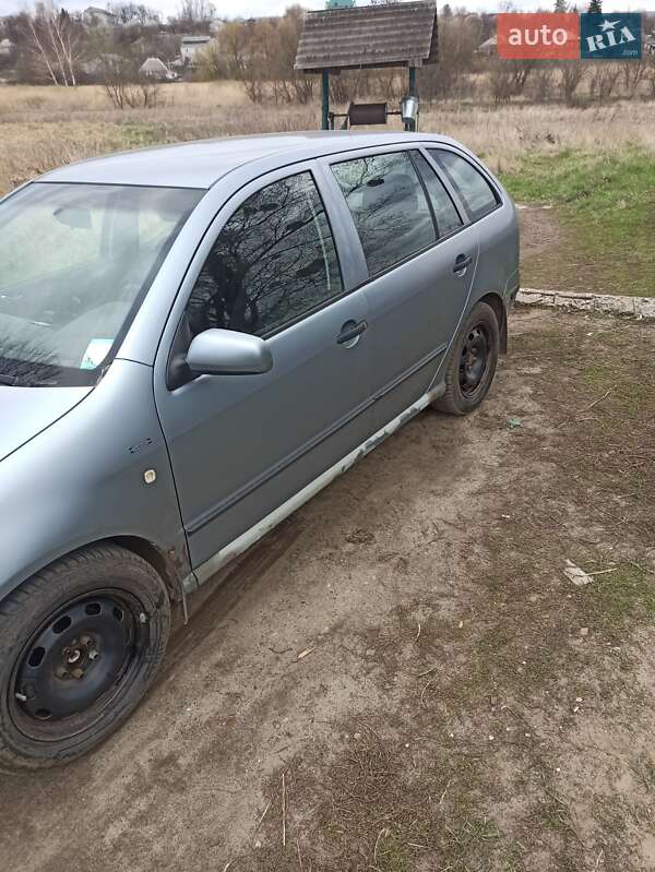 Универсал Skoda Fabia 2004 в Харькове