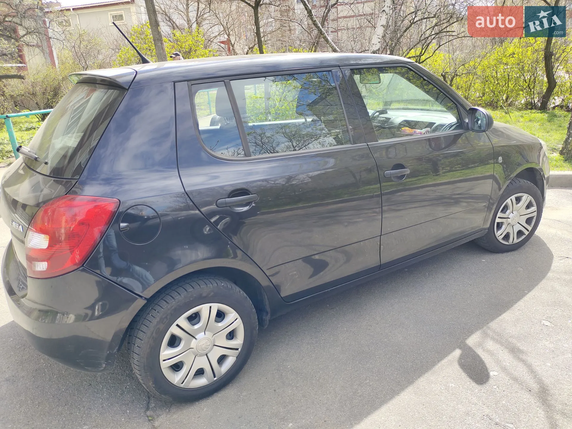 2014 Skoda Fabia - мініатюра 2