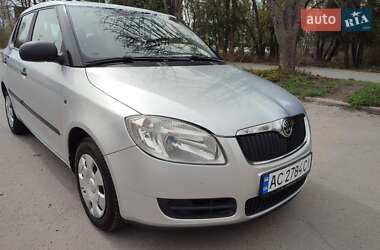 Хэтчбек Skoda Fabia 2010 в 