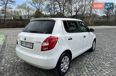 Хэтчбек Skoda Fabia 2013 в 