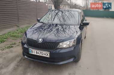 Хэтчбек Skoda Fabia 2015 в 