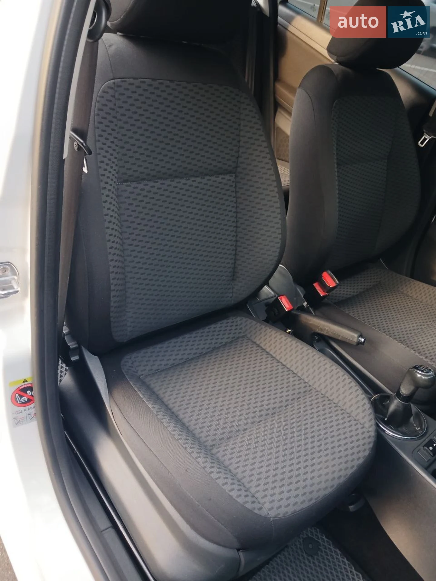 2012 Skoda Fabia - мініатюра 11