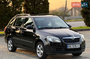 Skoda Fabia 2009 Skoda Fabia 2009