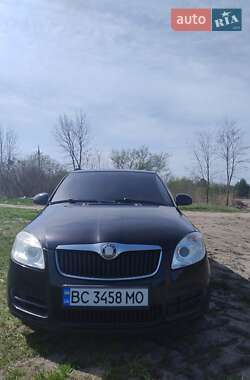 Skoda Fabia 2009 Skoda Fabia 2009