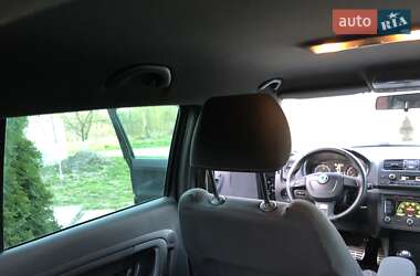 Хэтчбек Skoda Fabia 2011 в 