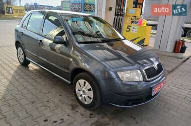 Хэтчбек Skoda Fabia 2006 в 