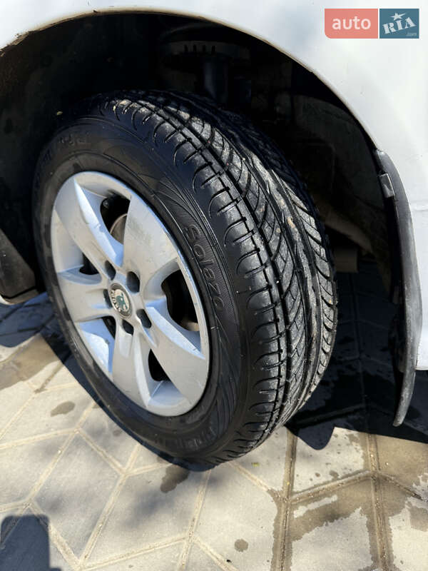 Універсал Skoda Fabia 2001 в Подільську