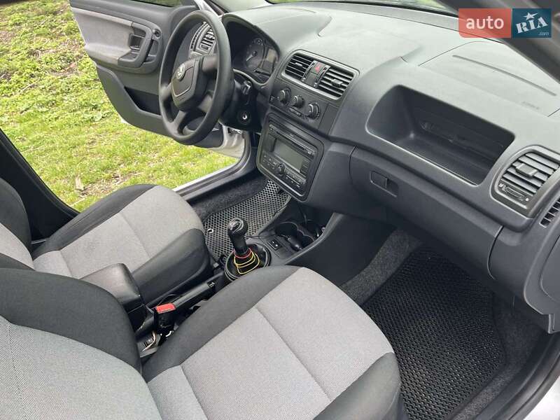Універсал Skoda Fabia 2009 в Старокостянтинові