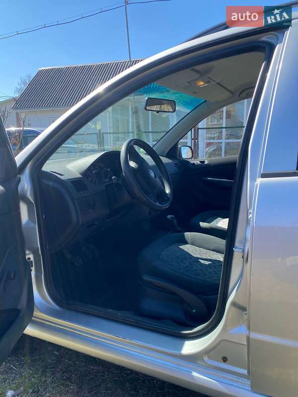 Універсал Skoda Fabia 2005 в Луцьку