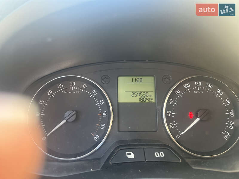 Універсал Skoda Fabia 2011 в Хусті