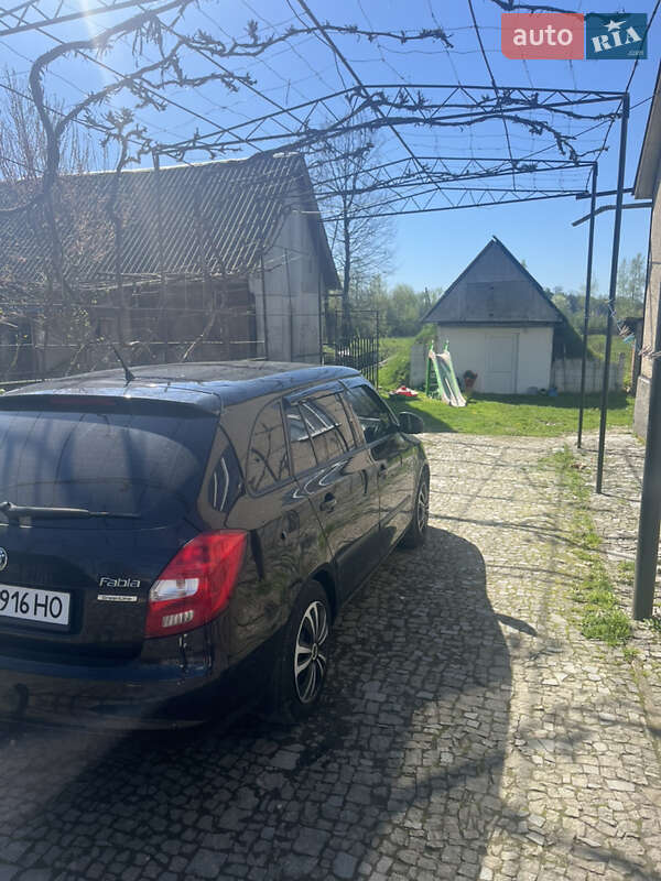 Універсал Skoda Fabia 2011 в Хусті