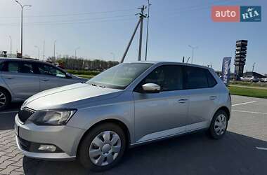 Хетчбек Skoda Fabia 2016 в Луцьку