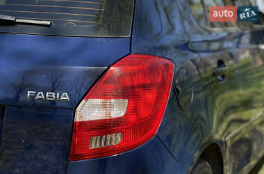 Хэтчбек Skoda Fabia 2014 в 