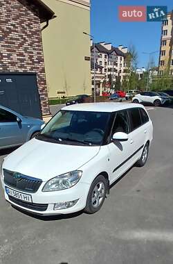Skoda Fabia 2012 Skoda Fabia 2012