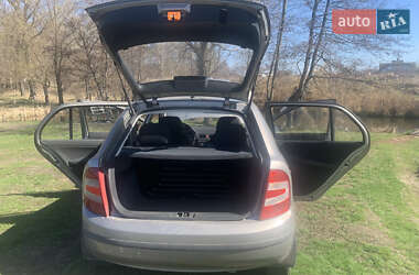 Хэтчбек Skoda Fabia 2007 в 