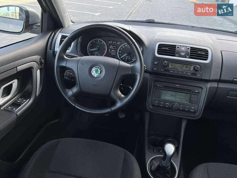 Універсал Skoda Fabia 2008 в Луцьку