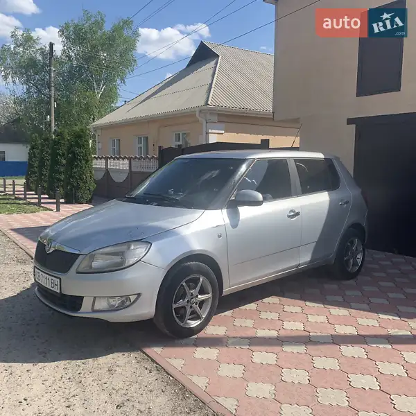 Skoda Fabia 2011 VIN TMBJM25J5B3169079 фото оголошення 24 з 54