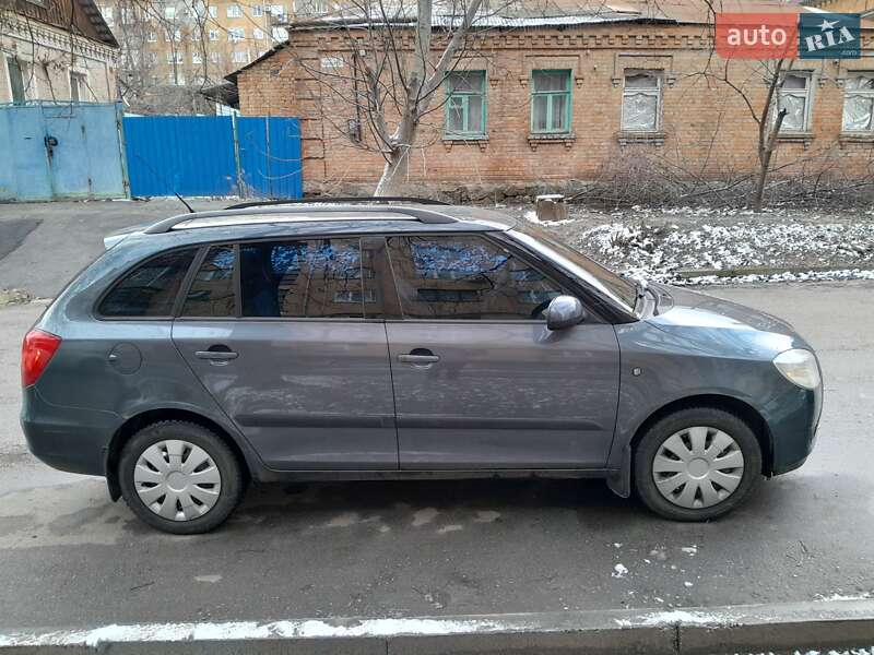 Универсал Skoda Fabia 2008 в Кропивницком