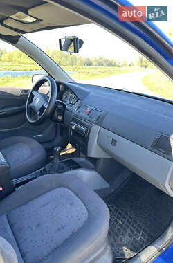Універсал Skoda Fabia 2002 в Старій Синяві