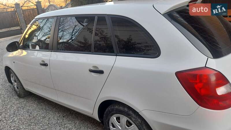 Універсал Skoda Fabia 2011 в Івано-Франківську