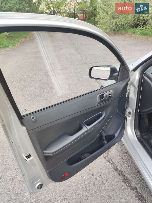 Седан Skoda Fabia 2005 в Івано-Франківську